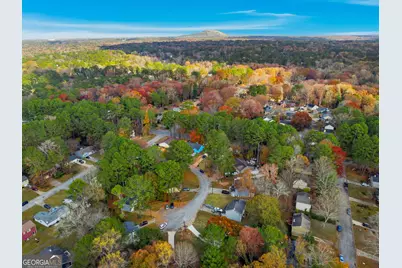 683 Wood Path Court, Stone Mountain, GA 30083 - Photo 29