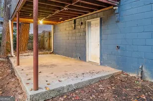 2529 Riggs Dr, Atlanta, GA 30344 - Photo 9