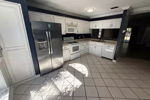 2203 Windsor St, Saint Marys, GA 31558 - Photo 5