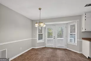 5473 Redwood Dr, Stone Mountain, GA 30087 - Photo 11