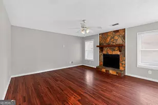 5473 Redwood Dr, Stone Mountain, GA 30087 - Photo 9