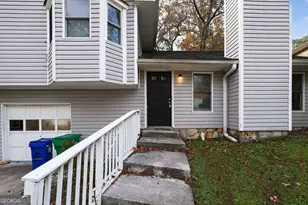 5473 Redwood Dr, Stone Mountain, GA 30087 - Photo 3