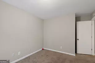 5473 Redwood Dr, Stone Mountain, GA 30087 - Photo 19