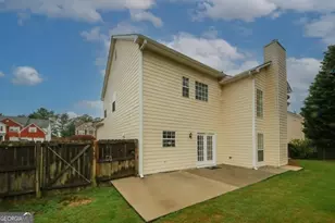 482 Leggett Oaks Ln, Lawrenceville, GA 30043 - Photo 3