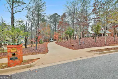 102 Canterbury Drive, Lagrange, GA 30241 - Photo 3