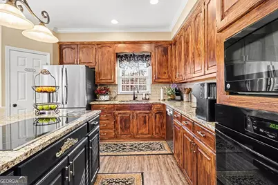 102 Canterbury Drive, Lagrange, GA 30241 - Photo 13