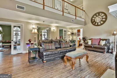 102 Canterbury Drive, Lagrange, GA 30241 - Photo 17