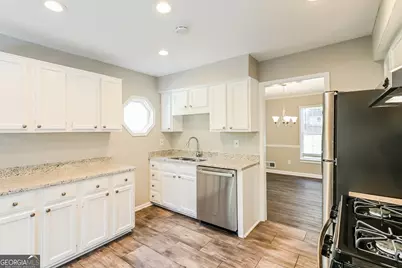 2871 Quinbery Drive, Snellville, GA 30039 - Photo 5