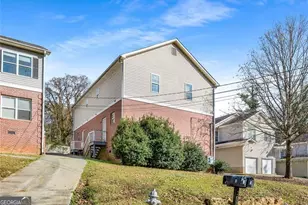 2045 Lois Pl NW, Atlanta, GA 30318 - Photo 9