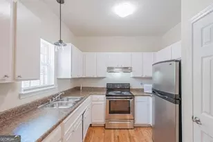 2045 Lois Pl NW, Atlanta, GA 30318 - Photo 3