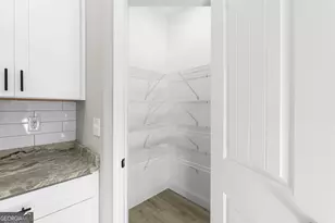 236 Beau Claire Cir, Byron, GA 31008 - Photo 11