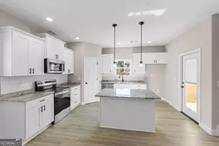 236 Beau Claire Cir, Byron, GA 31008 - Photo 5