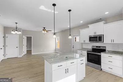 236 Beau Claire Circle, Byron, GA 31008 - Photo 9