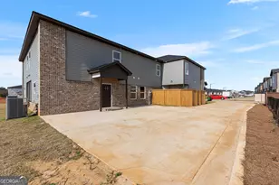 236 Beau Claire Cir, Byron, GA 31008 - Photo 45