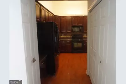 1802 Cascade Park Drive SW, Atlanta, GA 30331 - Photo 3