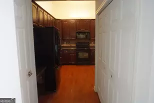 1802 Cascade Park Dr SW, Atlanta, GA 30331 - Photo 3