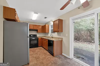 2267 Hampton Drive, Decatur, GA 30035 - Photo 15