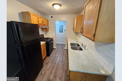 6301 Creekford Drive, Lithonia, GA 30058 - Photo 9