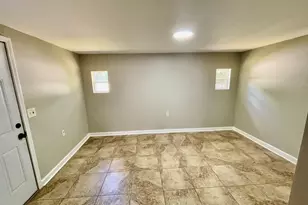 1595 Winston Dr, Macon, GA 31206 - Photo 9