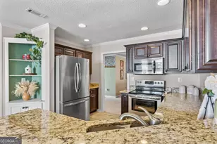 53 Pebble Creek Dr, Newnan, GA 30265 - Photo 11