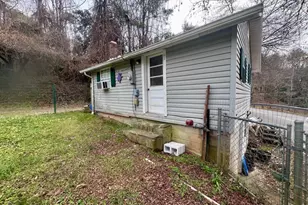 463 Kingtown St, McCaysville, GA 30555 - Photo 9