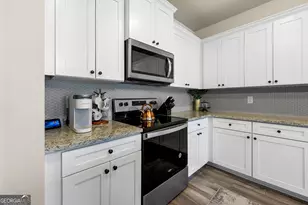 7098 Chara Ln SW, South Fulton, GA 30331 - Photo 9