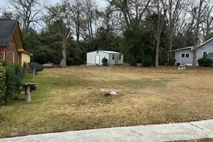 234 Bulloch St, Statesboro, GA 30458 - Photo 3