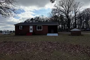 2381 Rat Kinney Rd, Statham, GA 30666 - Photo 3