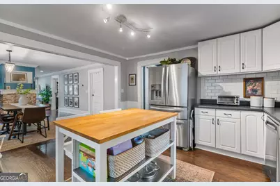 2152 Forrest Place NW, Atlanta, GA 30318 - Photo 15