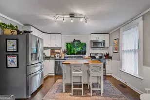 2152 Forrest Pl NW, Atlanta, GA 30318 - Photo 13