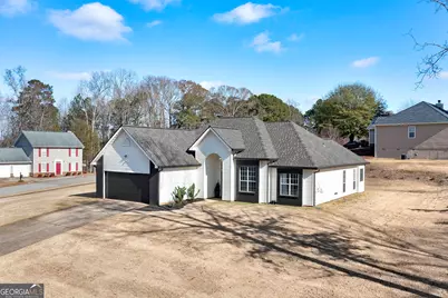 211 Ashley Oaks Drive, McDonough, GA 30253 - Photo 9