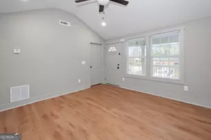 7 N Annie St, Newnan, GA 30263 - Photo 9