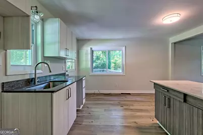 11 Electric Avenue, Clayton, GA 30525 - Photo 9