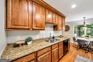 801 Mockingbird Ln, Marietta, GA 30068 - Photo 11