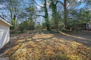 301 Brown St, Carrollton, GA 30117 - Photo 17