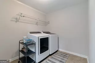 1897 Mt Vernon Rd, Dunwoody, GA 30338 - Photo 13