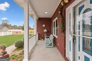 932 Hitching Post Ln, Waycross, GA 31503 - Photo 3