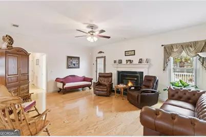 932 Hitching Post Lane, Waycross, GA 31503 - Photo 5