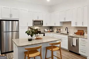4270 Phil Niekro, Norcross, GA 30093 - Photo 1