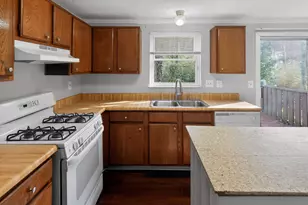 2058 Scarbrough Dr, Stone Mountain, GA 30088 - Photo 11