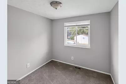 2058 Scarbrough Drive, Stone Mountain, GA 30088 - Photo 15