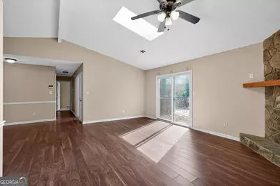 868 Greenhedge Drive, Stone Mountain, GA 30088 - Photo 5