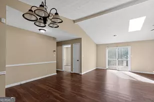 868 Greenhedge Dr, Stone Mountain, GA 30088 - Photo 7