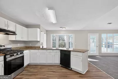 1325 Stoneleigh Way, Stone Mountain, GA 30088 - Photo 9