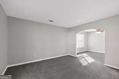 1325 Stoneleigh Way, Stone Mountain, GA 30088 - Photo 15