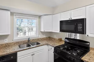 479 Allgood Cir, Stone Mountain, GA 30083 - Photo 9