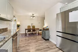 230 Aspen Lake Dr W, Newnan, GA 30263 - Photo 17