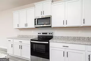 3954 Oakwood Ter Ct, Oakwood, GA 30566 - Photo 13