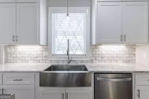 601 Pine Point Cir, Valdosta, GA 31602 - Photo 17