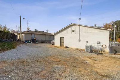 560 Windy Hill Road SE, Smyrna, GA 30080 - Photo 9